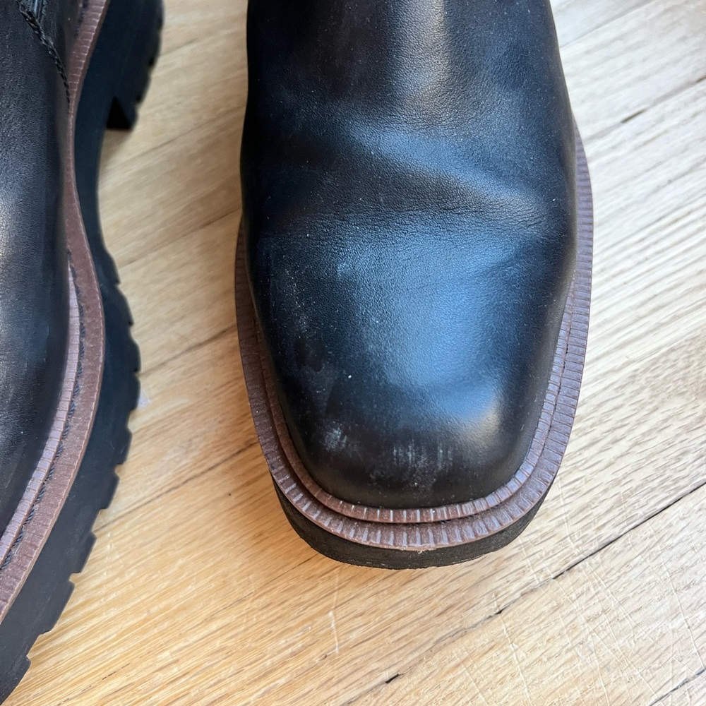 Sam Edelman Laguna Chelsea Boot - Black - Picture 5 of 8